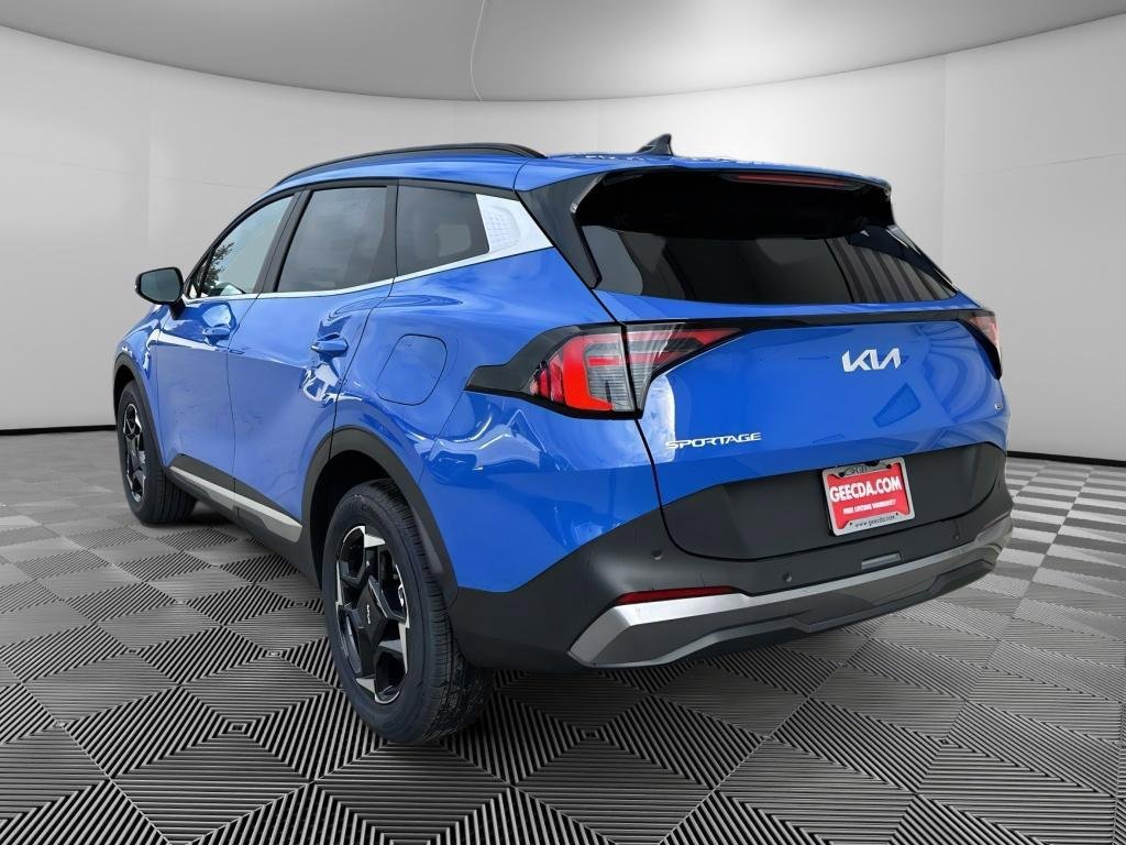 New 2026 Kia Sportage EX AWD/4WD image 6