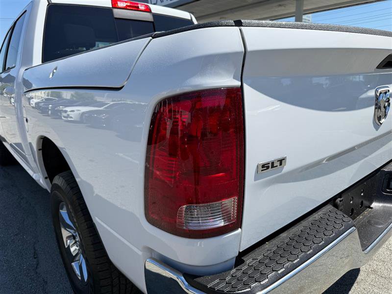 Used 2017 RAM 1500 Classic SLT AWD/4WD image 22