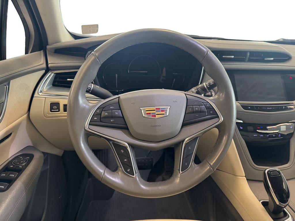 Used 2019 Cadillac XT5 Luxury AWD/4WD image 13