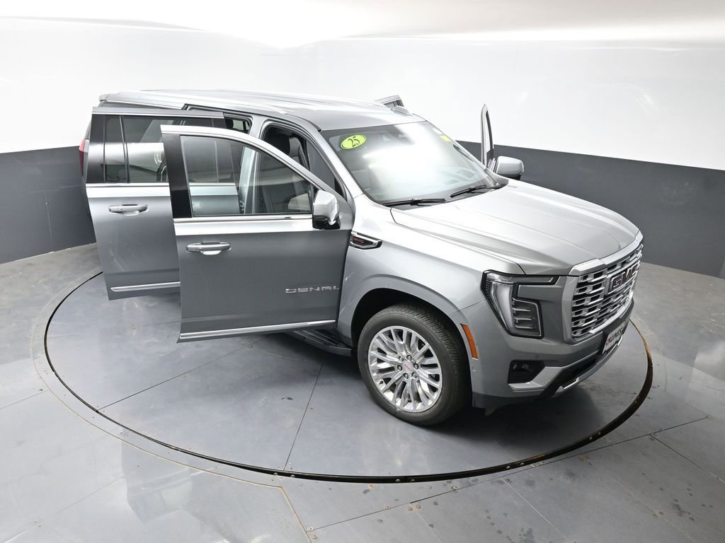 Used 2025 GMC Yukon XL Denali AWD/4WD image 61