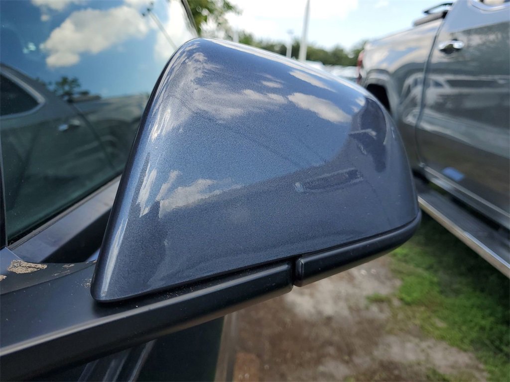 Used 2023 Tesla Model 3 Standard Range image 5