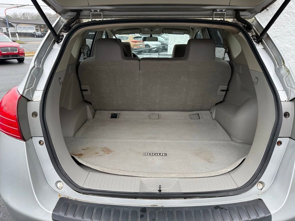 Used 2013 Nissan Rogue SV image 6