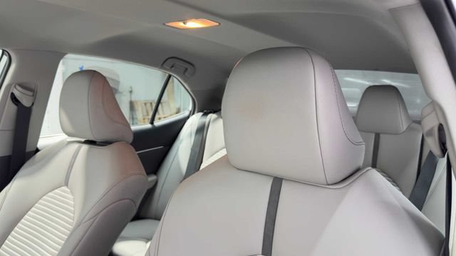 Used 2023 Toyota Camry SE FWD image 22