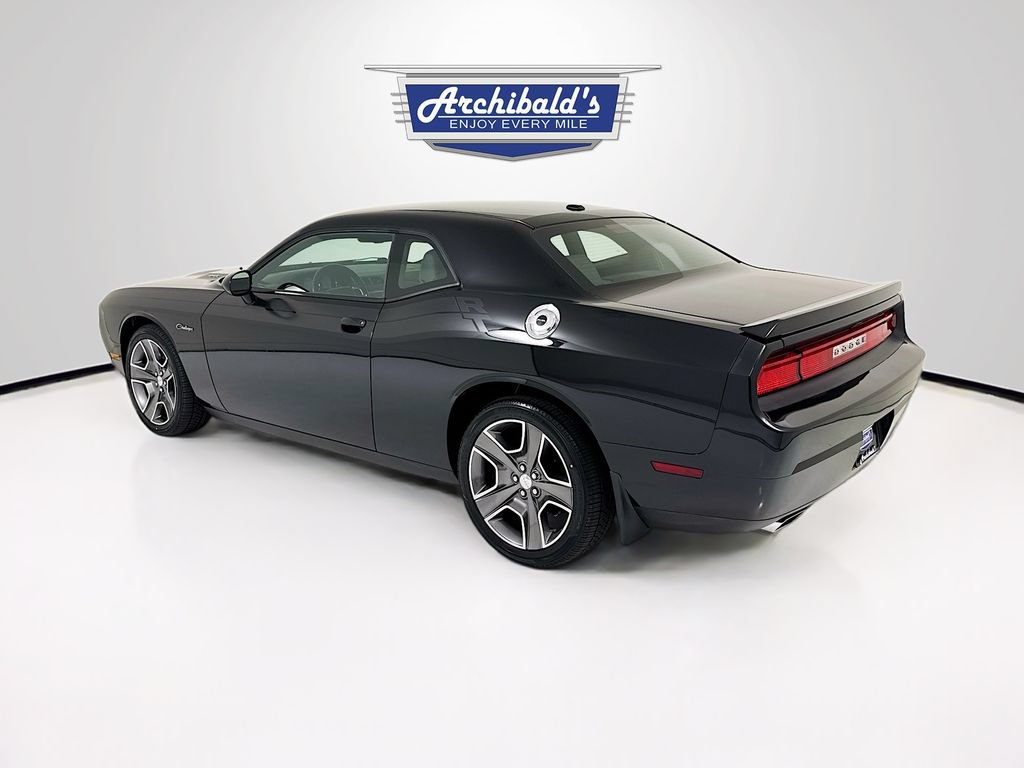 Used 2012 Dodge Challenger R/T RWD image 5