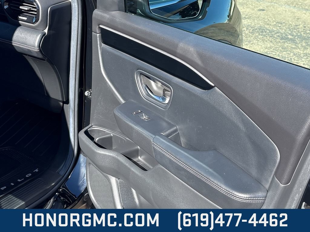 Used 2025 Honda Pilot EX-L image 28