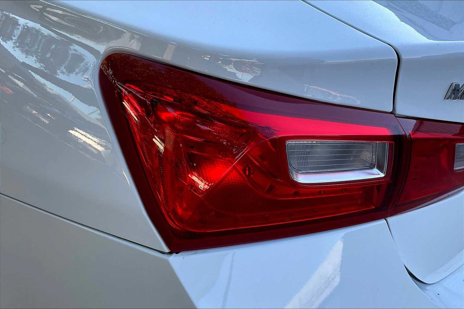 Used 2023 Chevrolet Malibu LS image 25