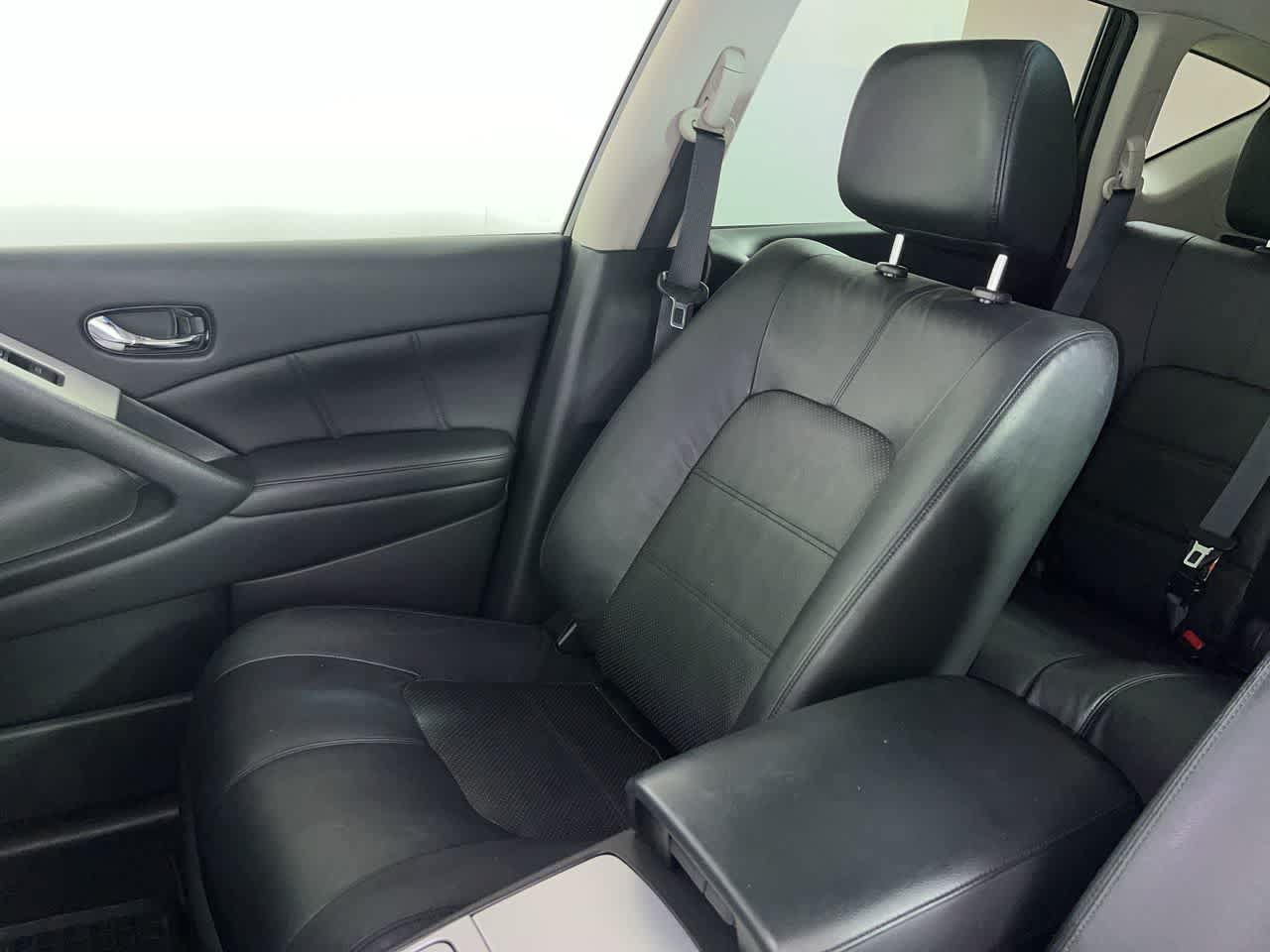 Used 2013 Nissan Murano SL AWD/4WD image 26