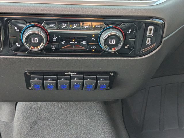 Used 2022 Chevrolet Silverado 1500 LT RWD image 19
