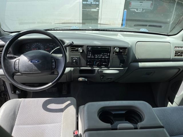 Used 2003 Ford F250 XLT image 12
