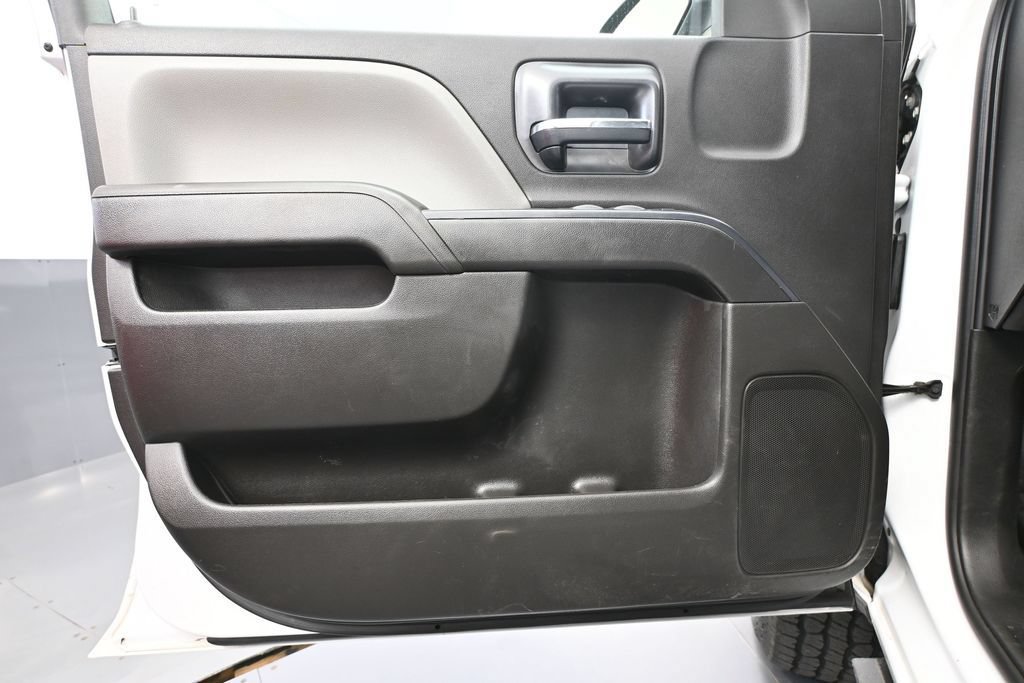 Used 2018 Chevrolet Silverado 2500 W/T RWD image 14