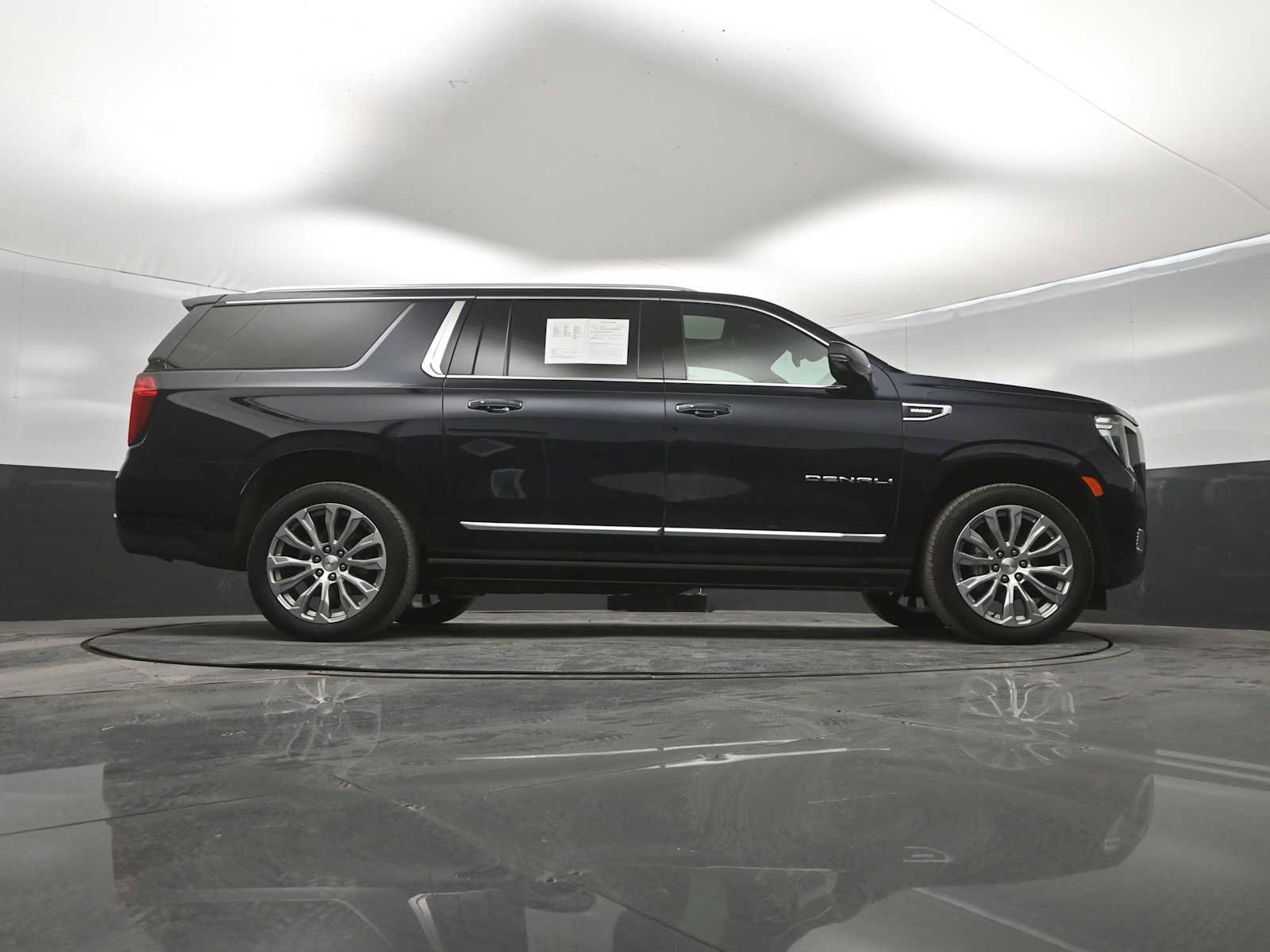 Used 2023 GMC Yukon XL Denali w/ Max Trailering Package AWD/4WD image 44