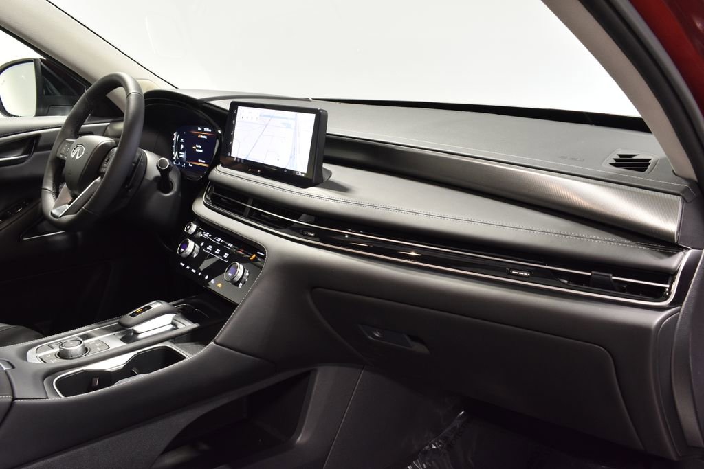 New 2026 INFINITI QX60 Luxe w/ Family Package image 17