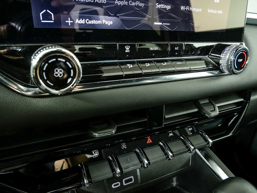 Used 2023 GMC Canyon Elevation image 16