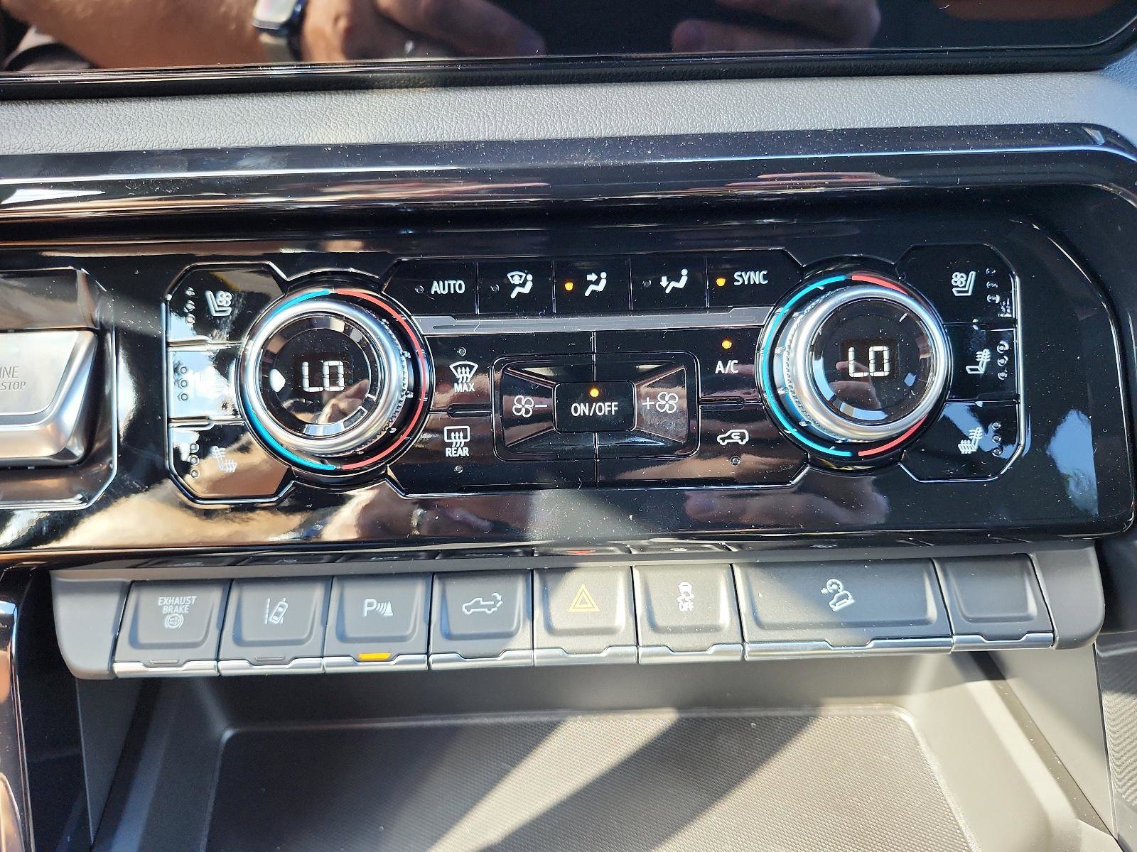 New 2026 GMC Sierra 2500 AT4 w/ AT4 Premium Plus Package image 17