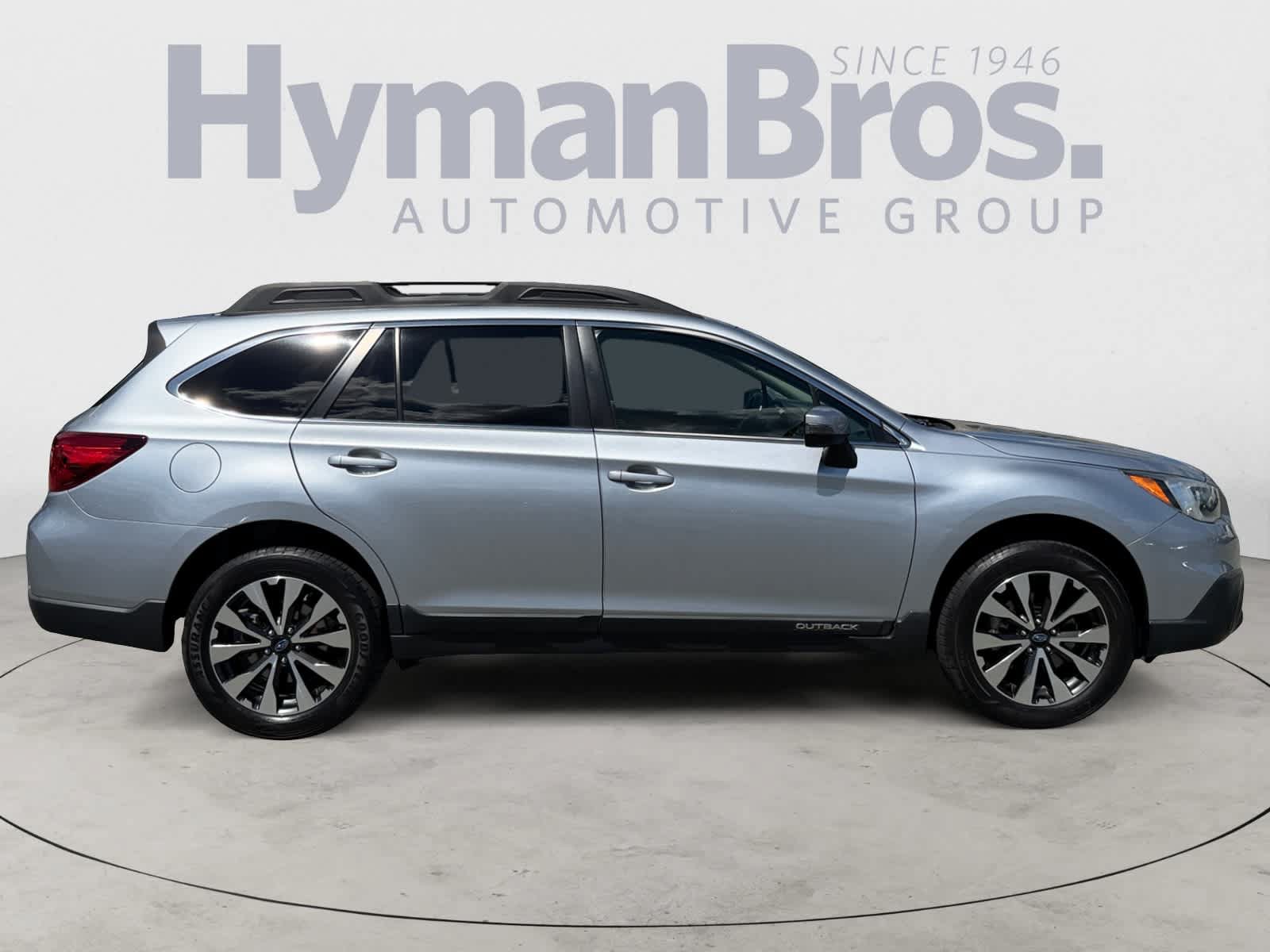Used 2017 Subaru Outback 2.5i Limited AWD/4WD image 2