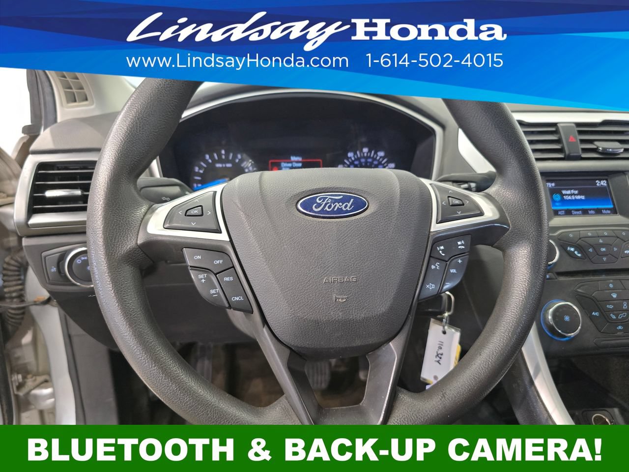 Used 2015 Ford Fusion SE FWD image 14