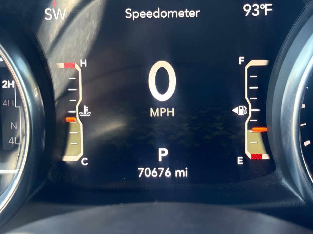 Used 2022 Jeep Gladiator Mojave w/ Cold Weather Group AWD/4WD image 25