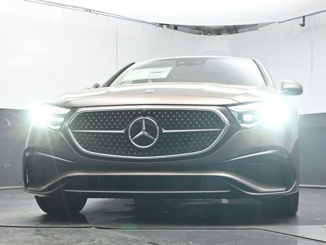 New 2026 Mercedes-Benz E 450 4MATIC Sedan image 37
