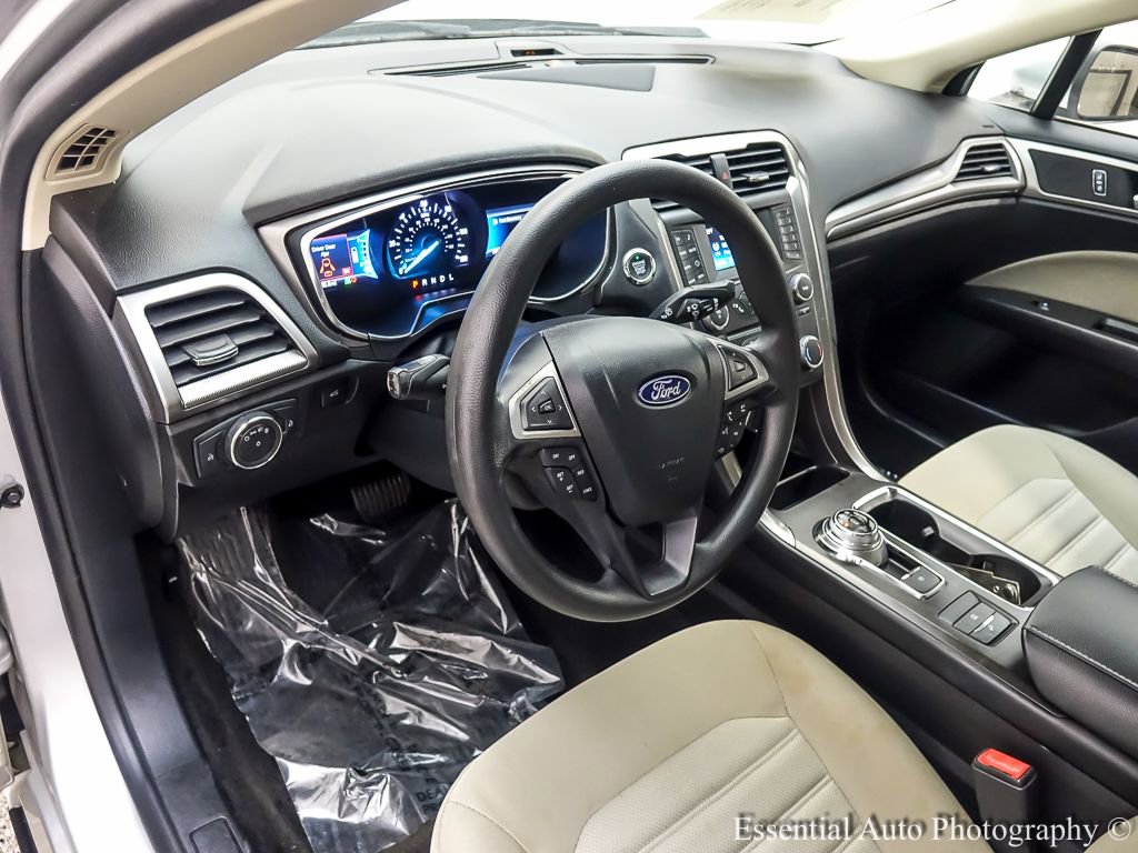 Used 2018 Ford Fusion S image 11