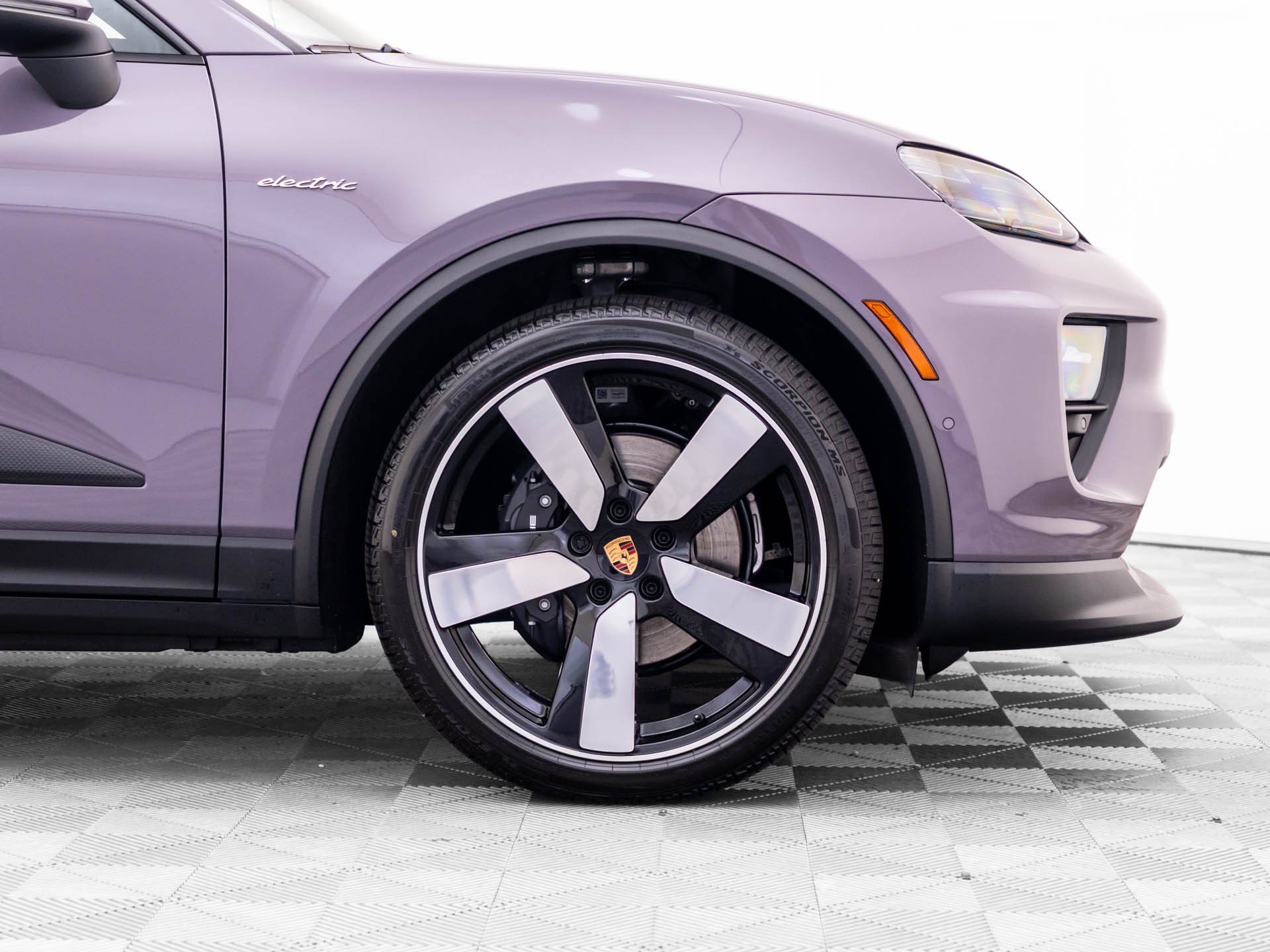 New 2026 Porsche Macan 4 Electric AWD/4WD image 30