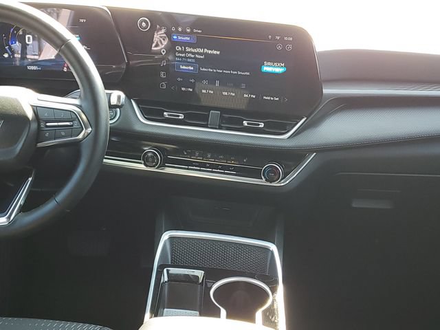 Certified 2025 Chevrolet Equinox LT w/ Safety and Technology Package FWD image 25
