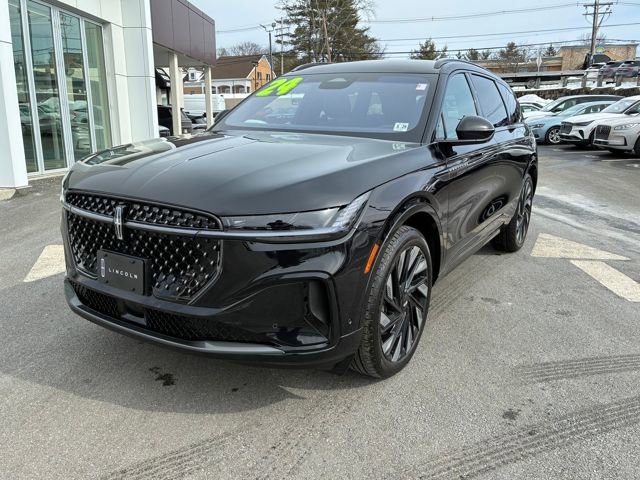 Used 2024 Lincoln Nautilus Reserve w/ Jet Appearance Package (87T) image 1