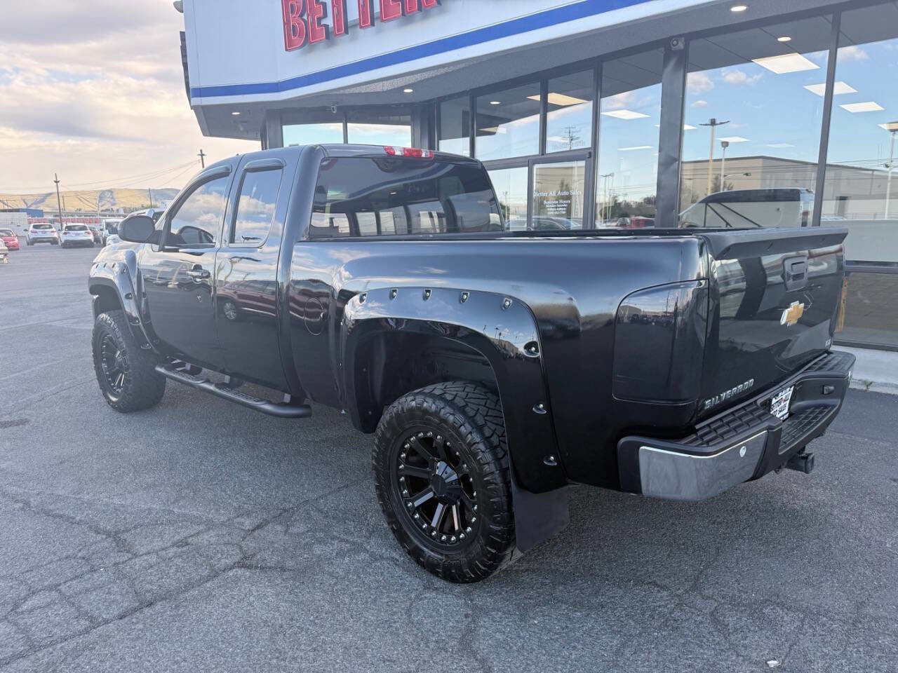 Used 2013 Chevrolet Silverado 1500 LTZ AWD/4WD image 6