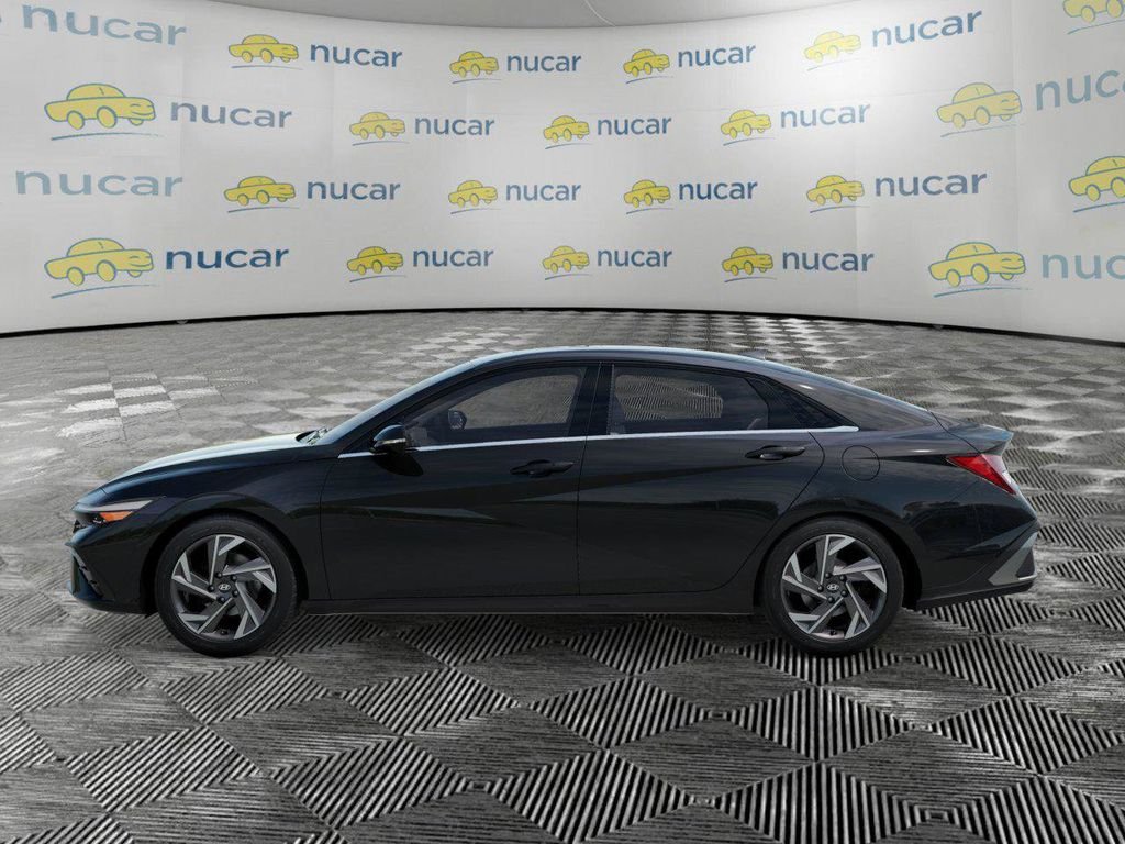 New 2026 Hyundai Elantra Limited FWD image 3