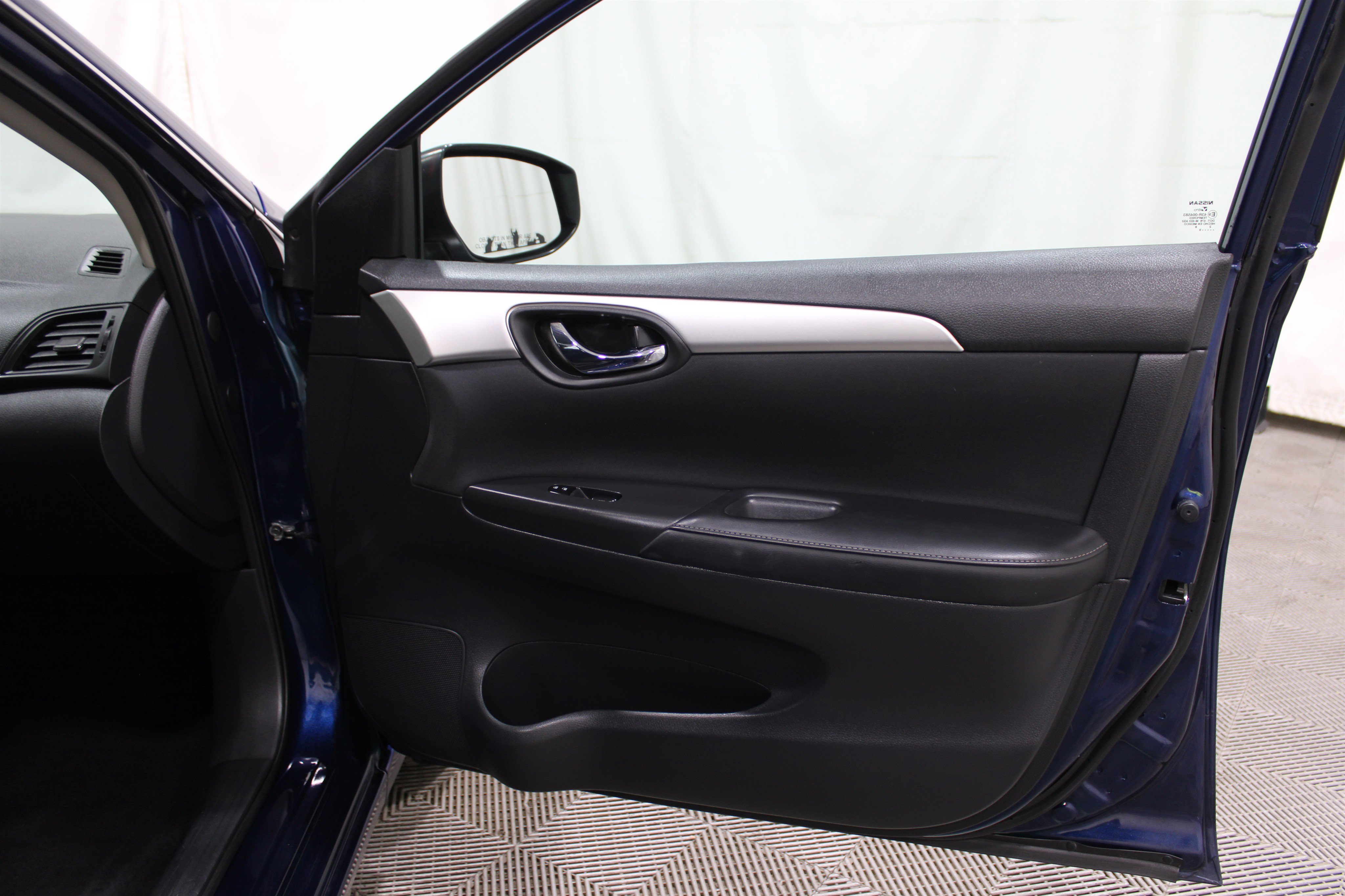 Used 2019 Nissan Sentra S image 26