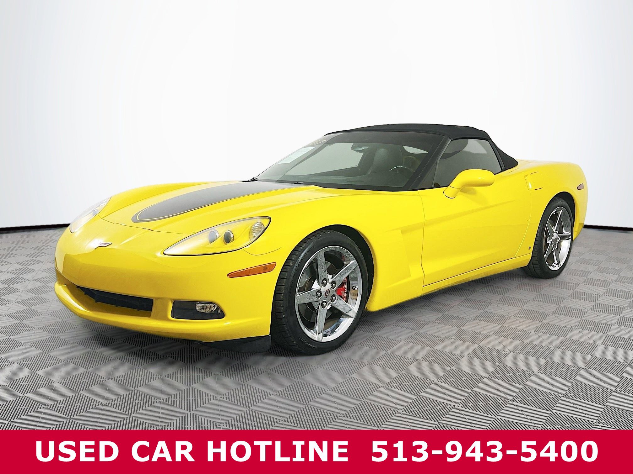 Used 2006 Chevrolet Corvette Convertible w/ Preferred Equipment Group image 2
