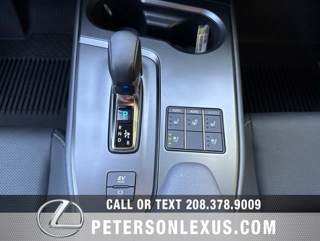 New 2026 Lexus UX 300h AWD image 9
