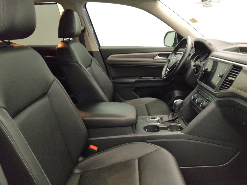 Used 2020 Volkswagen Atlas SE w/ Panoramic Sunroof Package FWD image 21