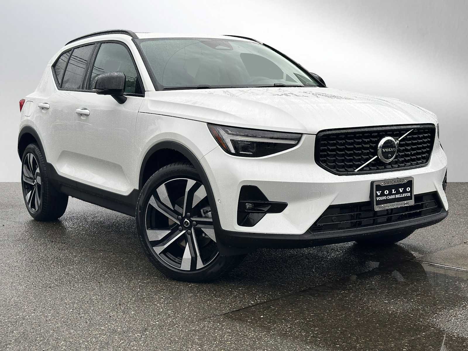 New 2026 Volvo XC40 B5 Ultra w/ Climate Package image 1