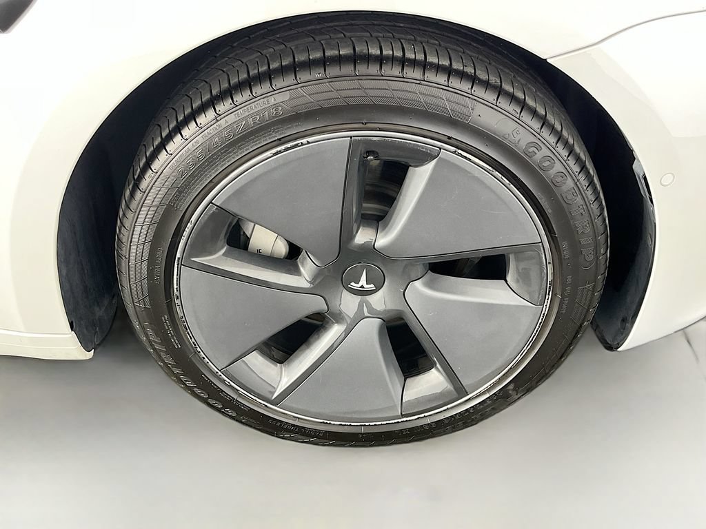 Used 2021 Tesla Model 3 Standard Range Plus RWD image 33