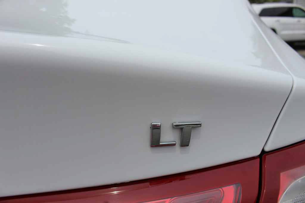 Used 2019 Chevrolet Malibu LT FWD image 7