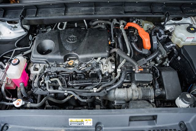 Used 2022 Toyota Highlander XLE image 24
