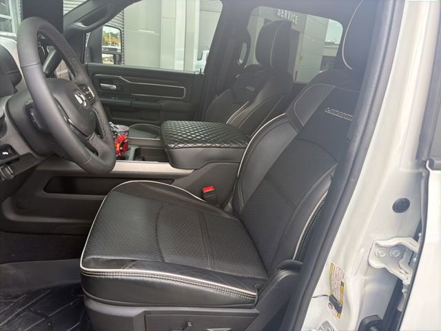 Used 2025 RAM 3500 Laramie AWD/4WD image 11