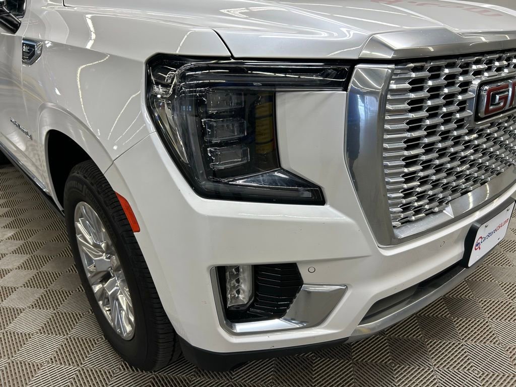 Used 2022 GMC Yukon XL Denali w/ Max Trailering Package AWD/4WD image 2