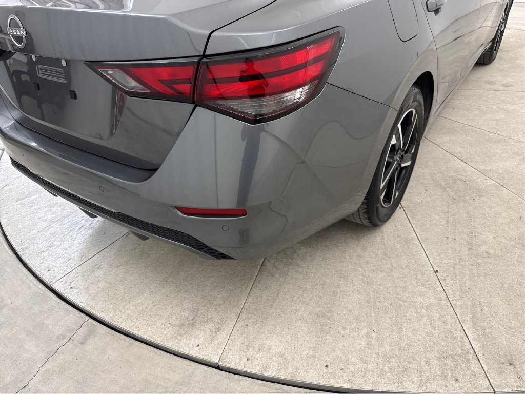 Used 2025 Nissan Sentra SV FWD image 22
