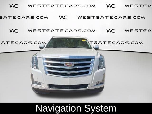 Used 2016 Cadillac Escalade ESV Luxury AWD/4WD image 2