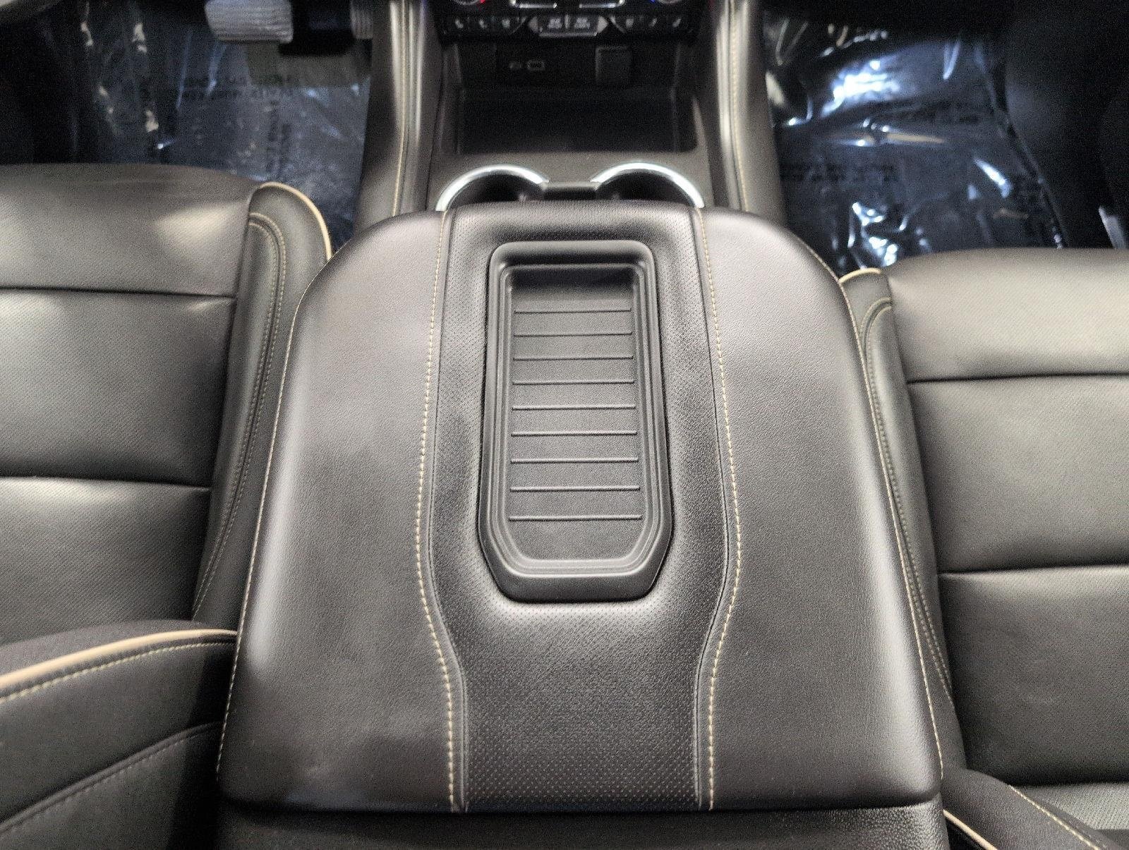 Used 2021 Chevrolet Tahoe Premier AWD/4WD image 16