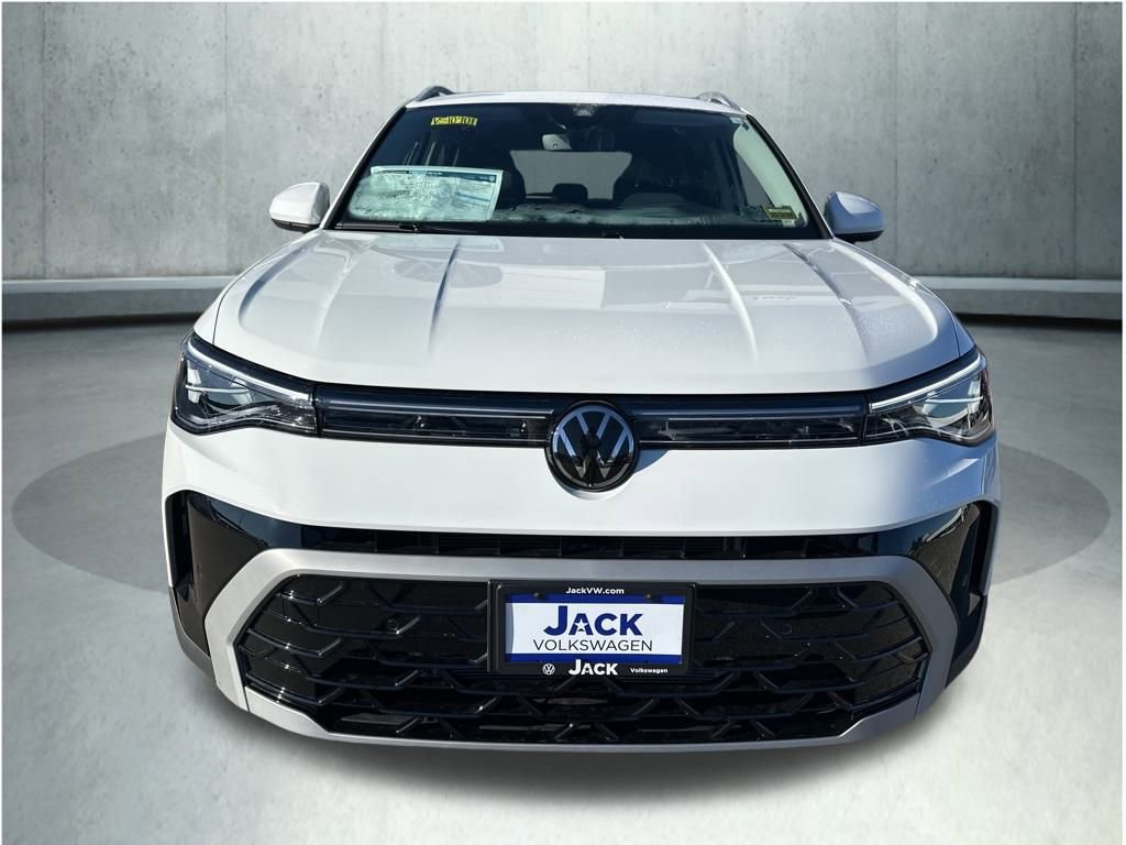 New 2026 Volkswagen Taos SEL image 8