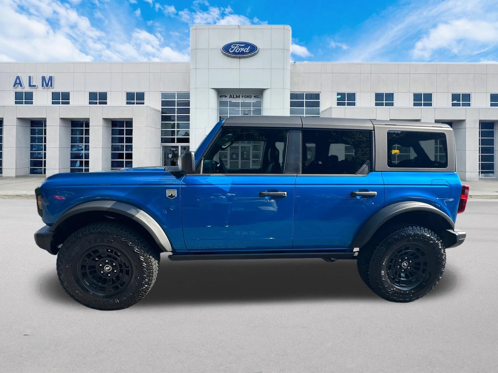 New 2026 Ford Bronco Big Bend w/ Black Diamond Package AWD/4WD image 9