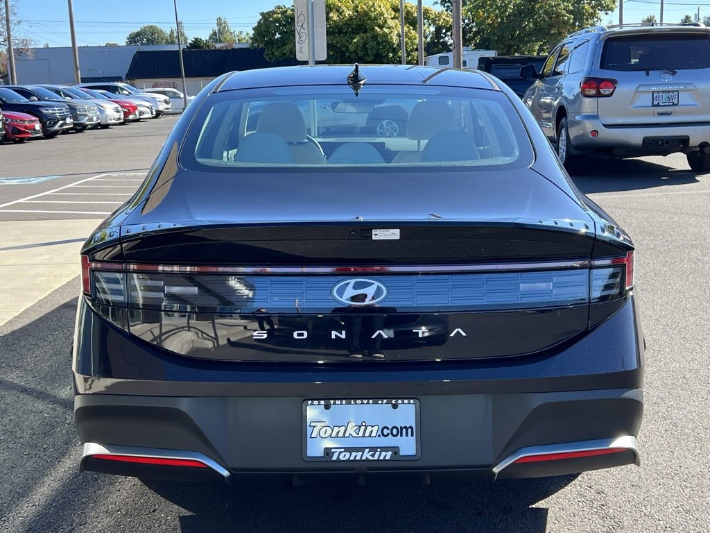 Certified 2025 Hyundai Sonata SE image 5