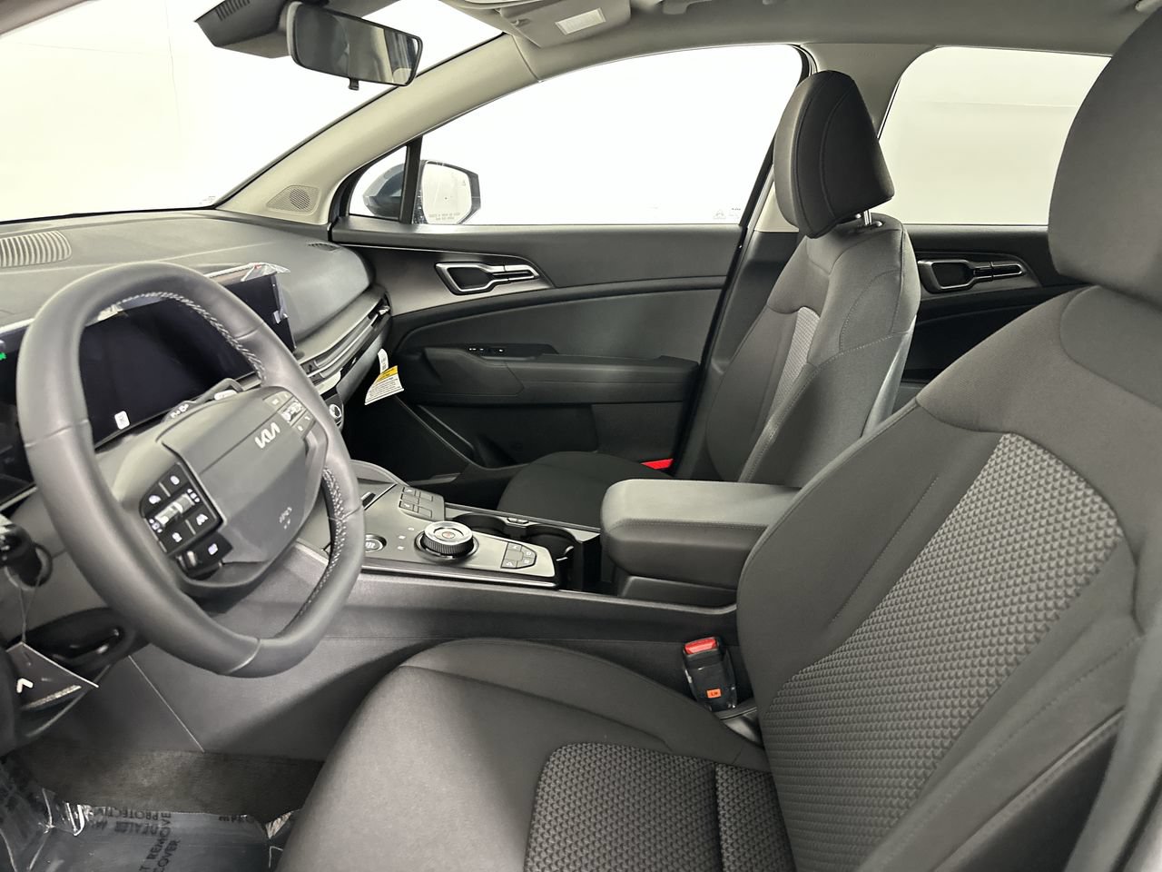 New 2027 Kia Sportage S FWD image 2