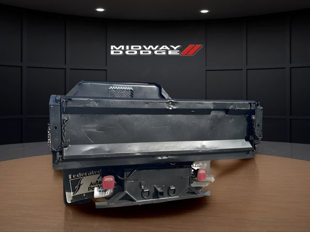 Used 2016 Ford F550 4x4 Regular Cab Super Duty image 5