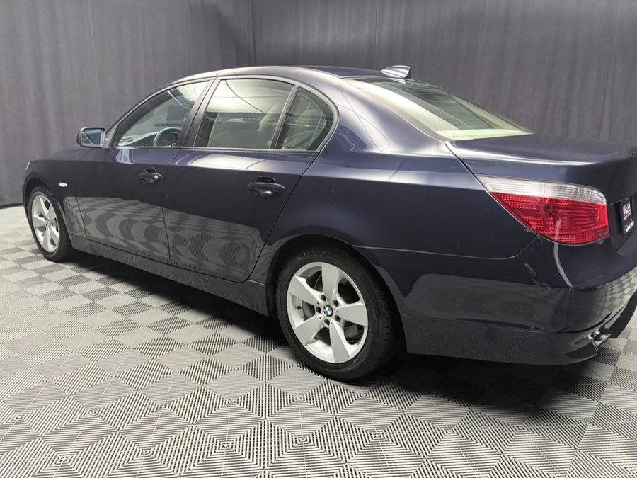 Used 2007 BMW 530xi Sedan AWD/4WD image 16