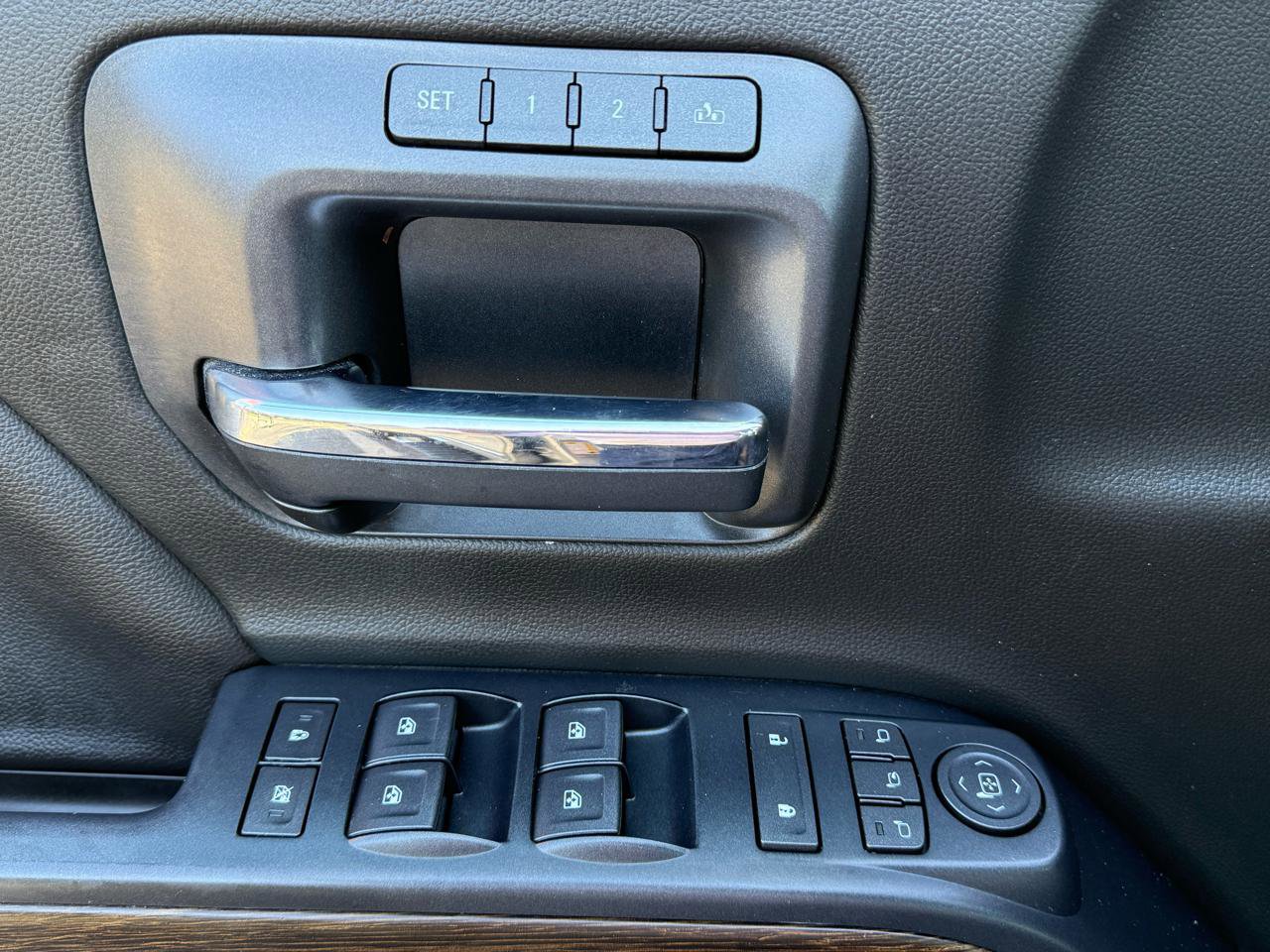 Used 2017 GMC Sierra 1500 Denali image 34