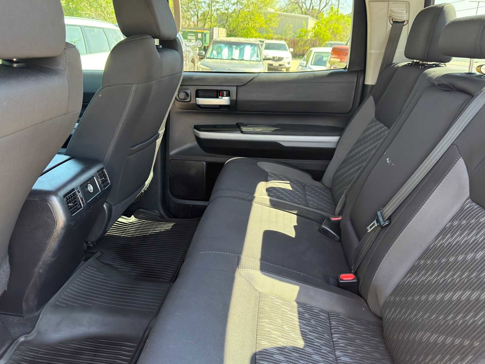 Used 2019 Toyota Tundra SR5 w/ SR5 Upgrade Package image 30