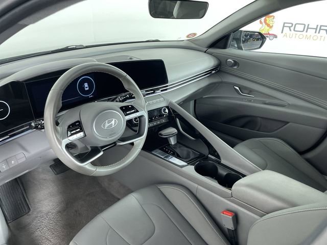 Certified 2025 Hyundai Elantra SEL FWD image 20